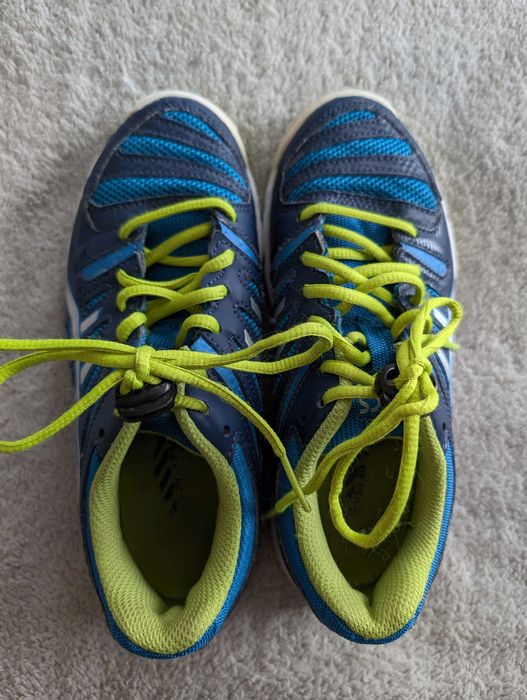 Niebieskie wiązane żelowe buty sportowe Asics 33 Gel Beyond