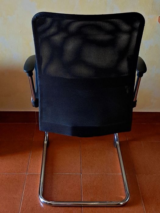 Cadeira Escritório c/ Braços