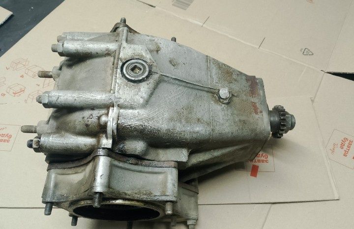 Задний редуктор ЛуАЗ