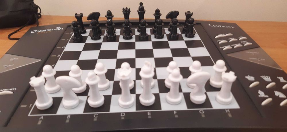 Szachy elektroniczne Chessman Elite