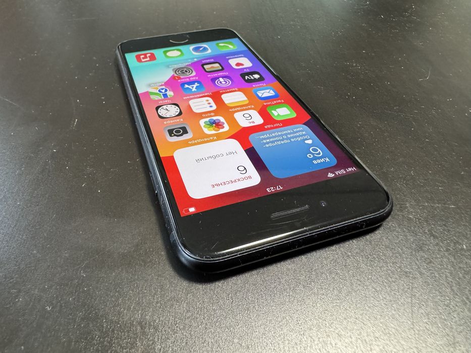Iphone SE 3 2022 64Gb Неверлок Bat99%