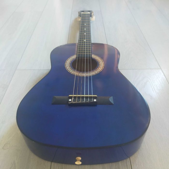 Gitara klasyczna z pokrowcem