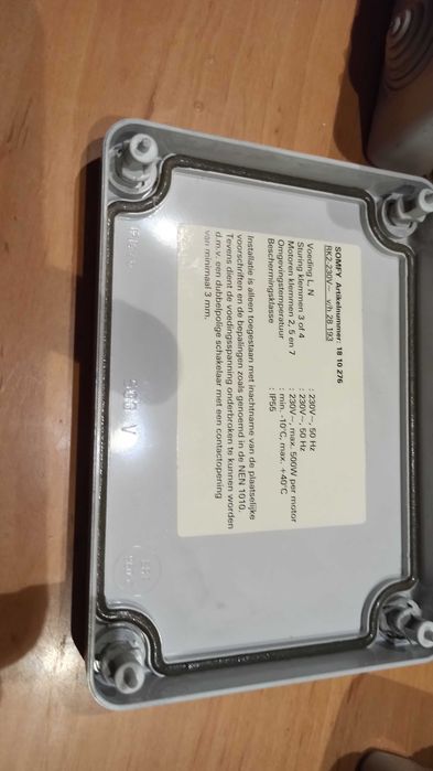 Przekaźniki do rolet , skrzynka Somfy RK-2