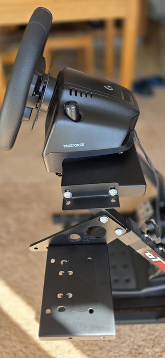 Volantes Logitech G923 TrueForce + Stand GT Omega pro