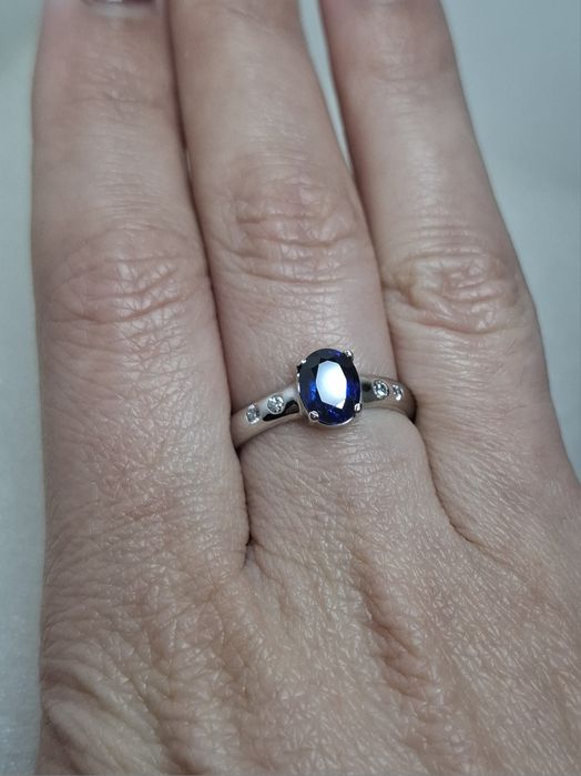 Каблучка з діамантами і сапфіром, 585 проба