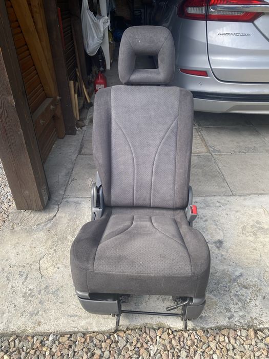Fotele Mazda MPV tylne