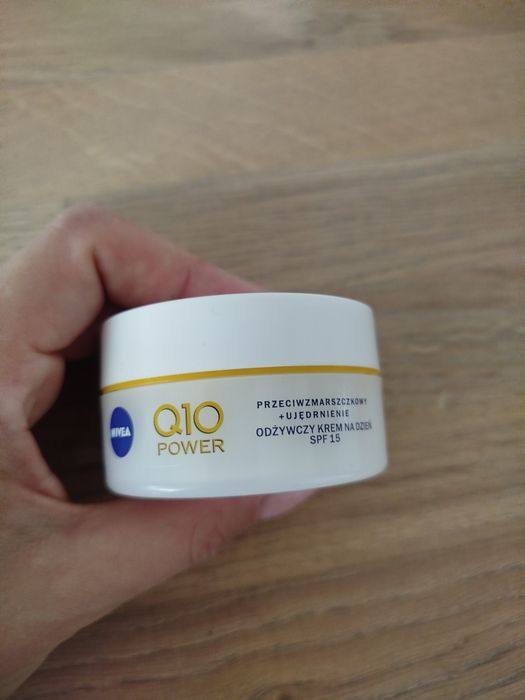 Krem na dzień Nivea Q10 Power Przeciwzmarszczkowy + Ujędrnienie SPF 15