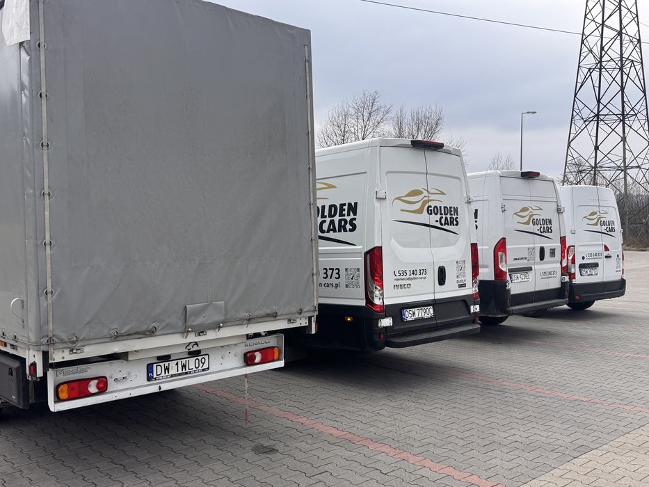 Wynajem busów dostawczych i osobowych.