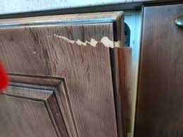 Ремонт мебели любой сложности. Работаем с еВідновлення. Перетяжка МДФ