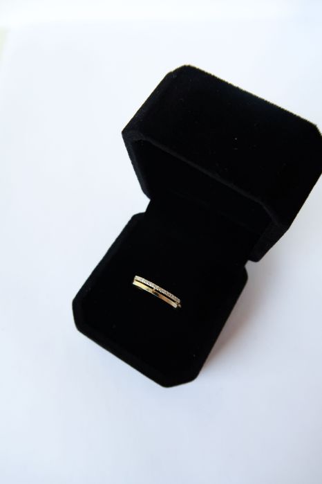 Złoty Pierścionek z Cyrkoniami | 16 | Proba Złota 585