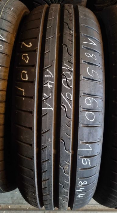 185/60R15 Dunlop SportBlu Response Lato