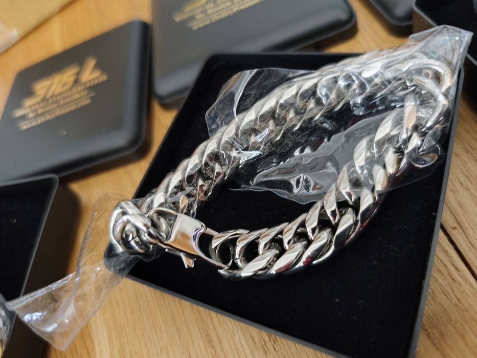 Sprzedam nowe bransoletki damskie