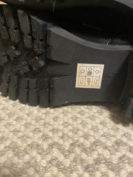 Czarne oryginalne wiosenne kozaki botki skechers skóra 38