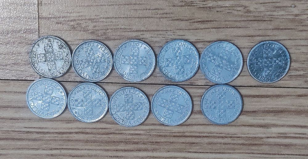 Coleção Moedas Antigas de Escudo