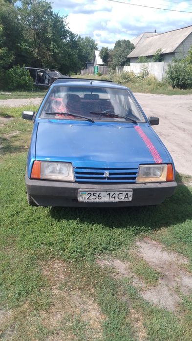 Продам ВАЗ 2109 на полном ходу