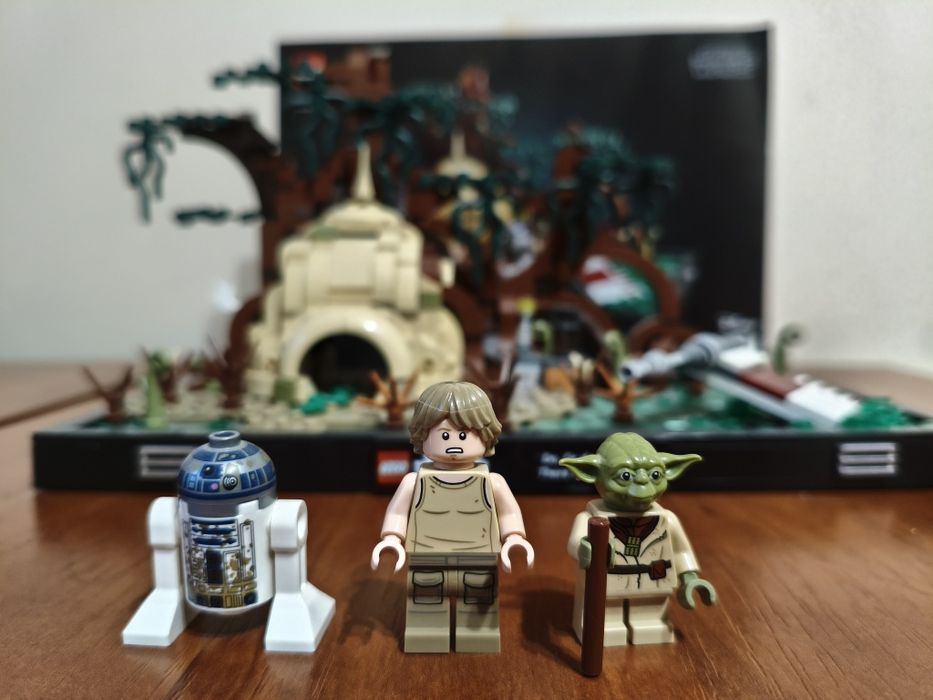 LEGO star wars dagobah diorama