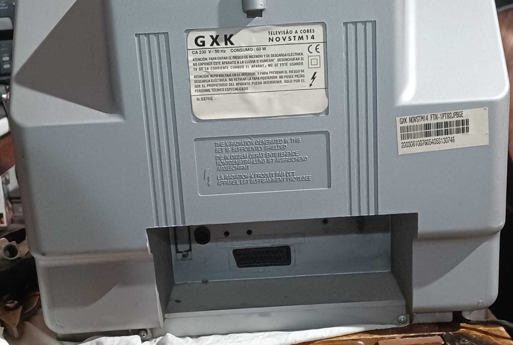 televisão 35cm GXK