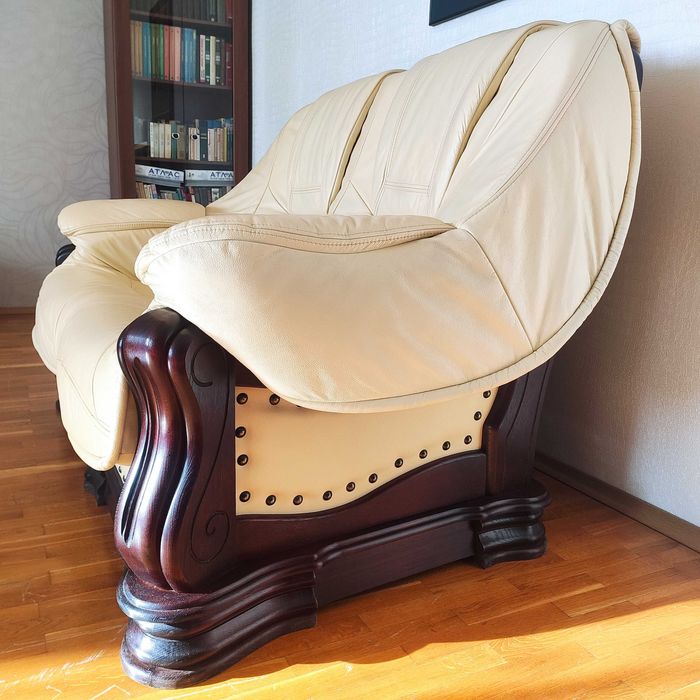 Кожаный диван "двойка" Italian design