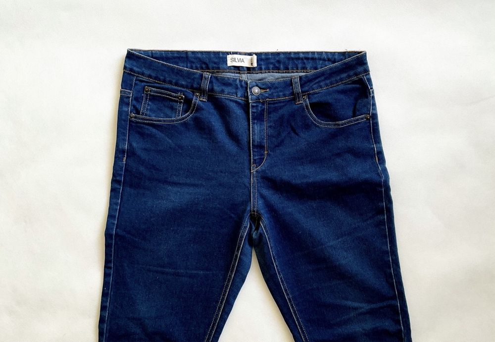 Jeansy Gina Tricot