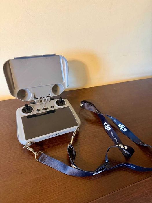 DJI RC 2 kontroler do drona DJI