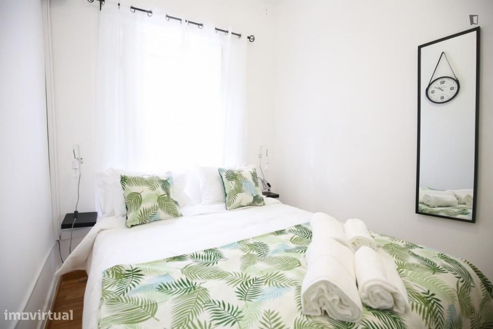 Quarto - localizado em São Bento Lisbon
