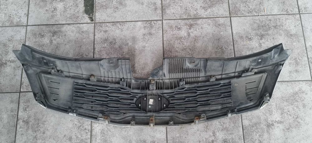 Grill/Atrapa chłodnicy Kia Ceed I (09-12)