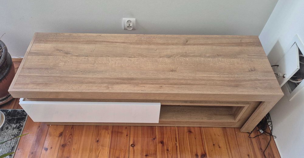 Komoda szafka rtv Lyon