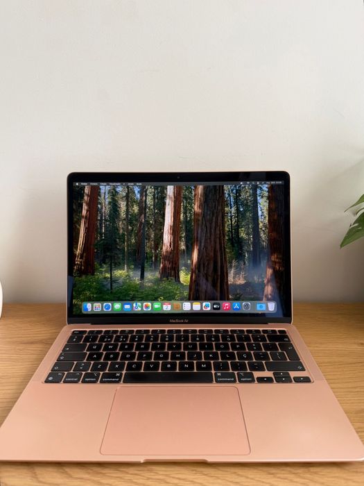 Vendo Macbook Air 13 inch 2020