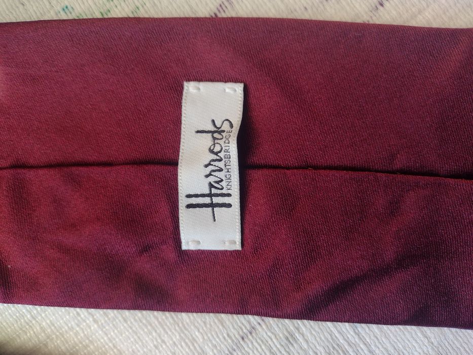 Przepiekny krawat Harrods made in England