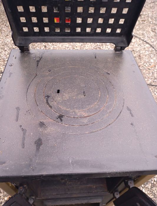 Piecyk żeliwny koza