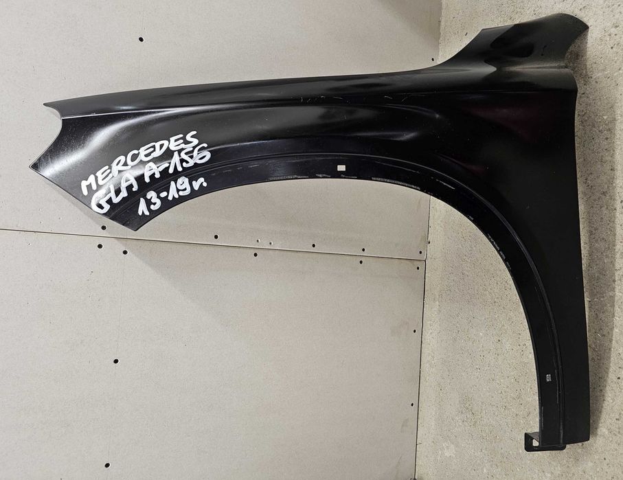 Mercedes GLA A156 błotnik przód przedni lewy 13-19r.