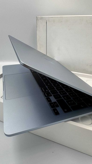 Apple MacBook Air 13“ M4 16/256GB Sky Blue (MC6T4) 2025