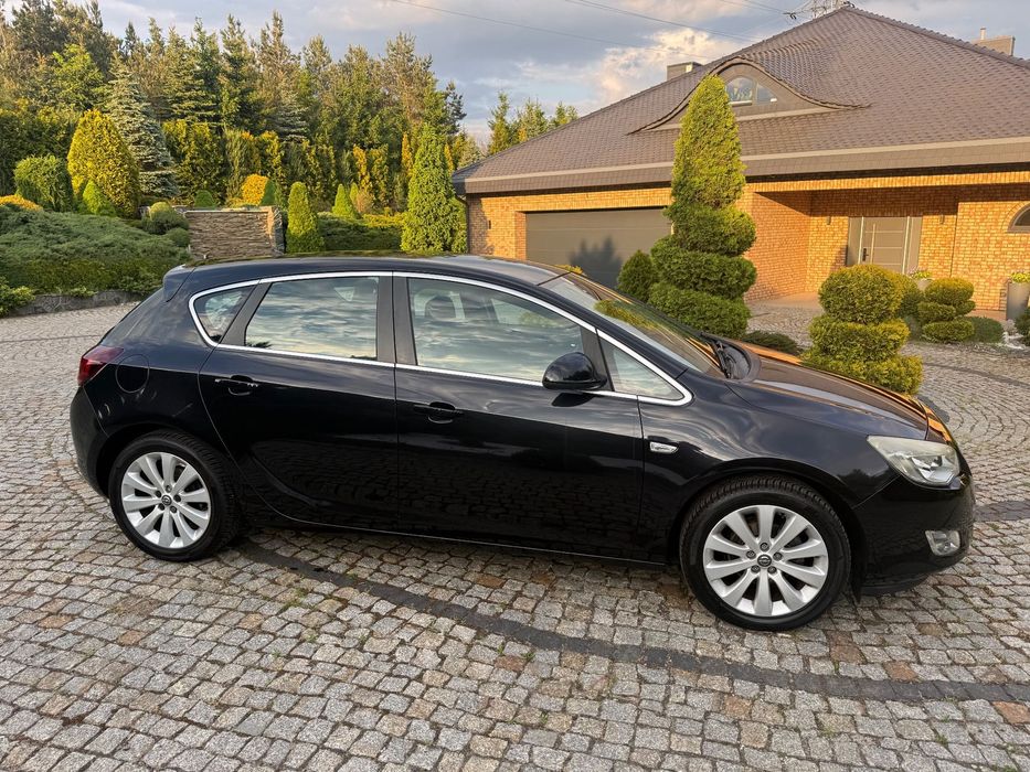Opel Astra 1.4 turbo 140 koni wersja sport