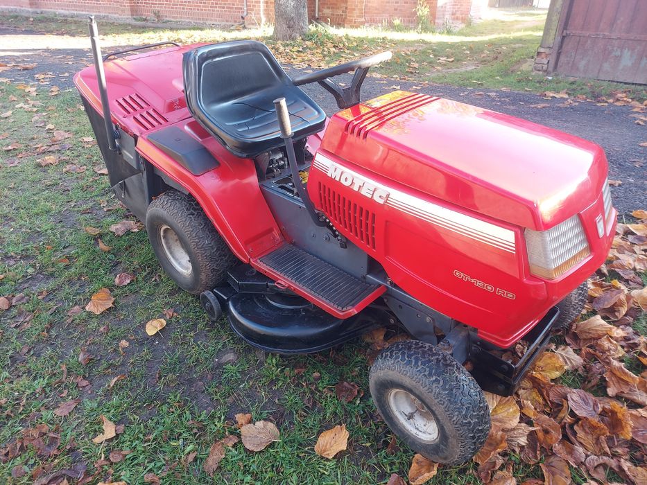Sprzedam traktorek-kosiarke z koszem firmy  MTD Motec