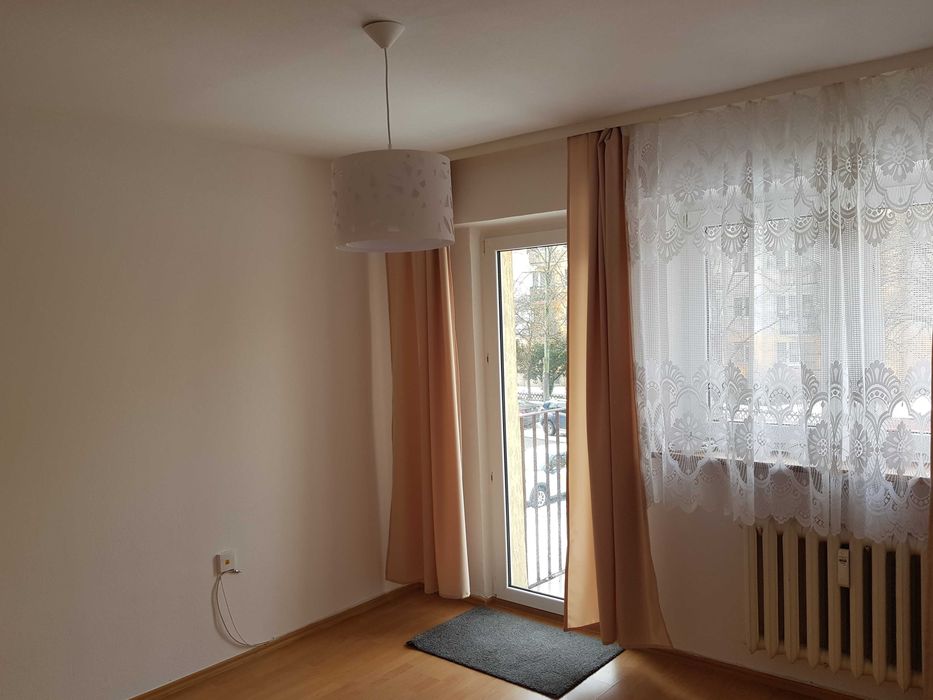 Do wynajęcia 2 pokojowe mieszkanie 37 m2. Okęcie przy granicy z Rakowcem