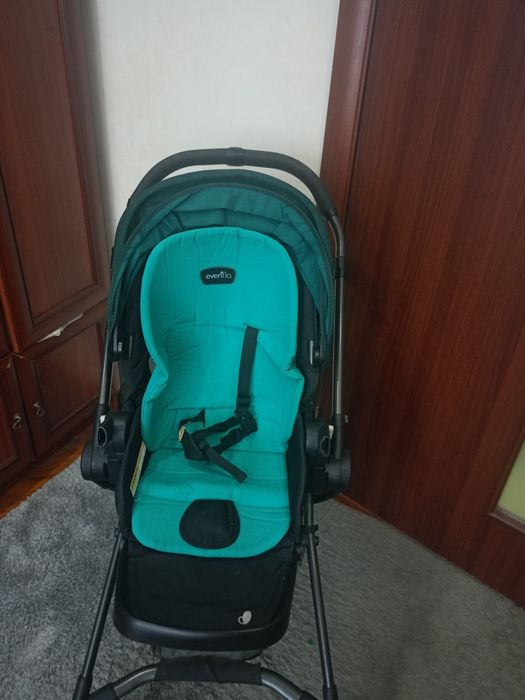 Прогулянкова коляска Evenflo