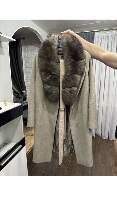 Пальто зимове натуральне