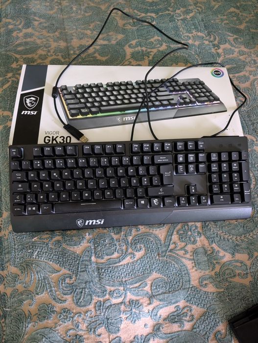 Teclado gaming MSI GK30