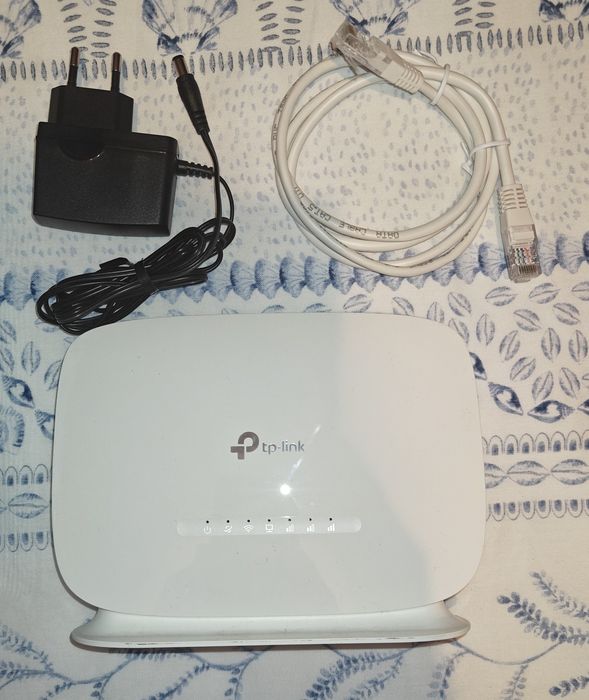 Router 4G LTE TP-Link TL-MR100