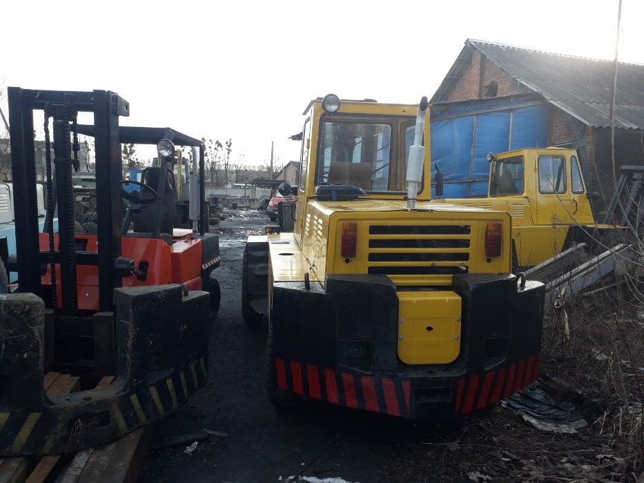 Львівський навантажувач дизельний погрузчик і все до нього