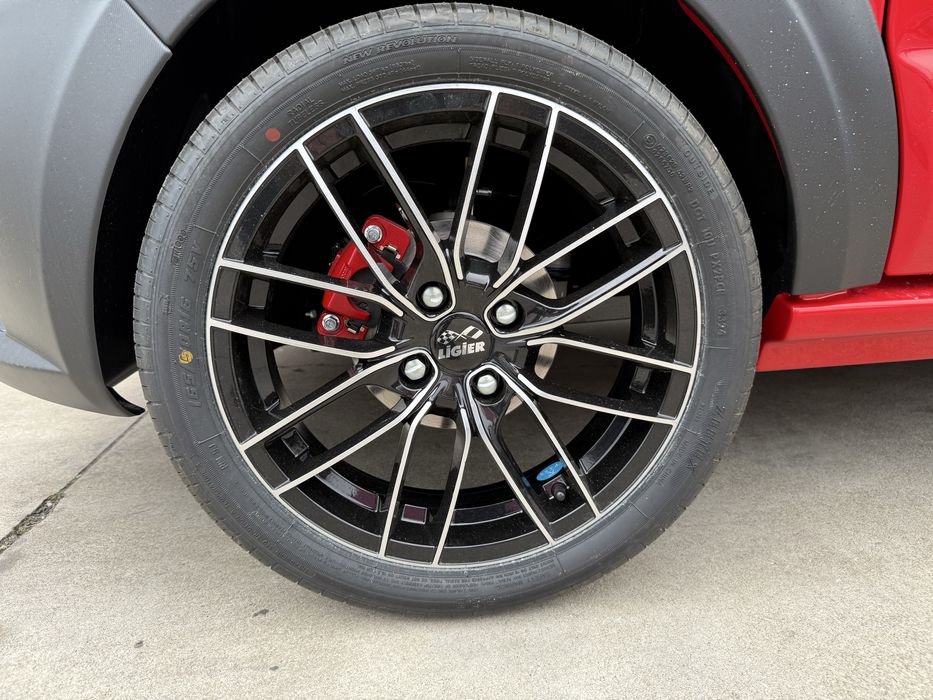 Novo Ligier Myli R.ebel Revo D+ Diesel