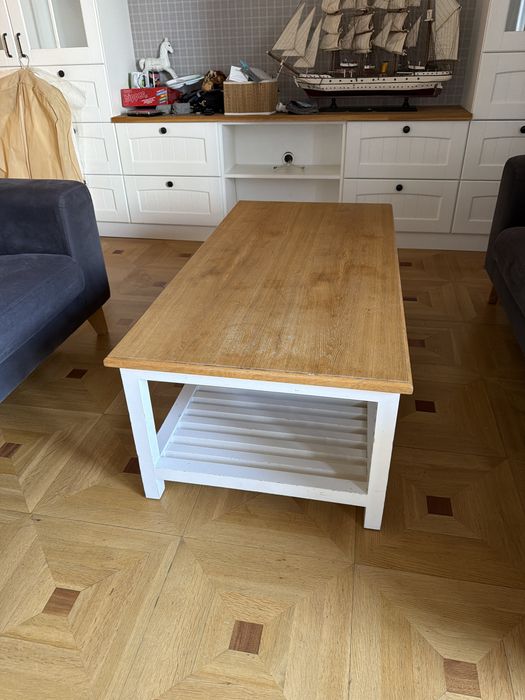 Dwie kanapy SItS, stolik kawowy i konsola