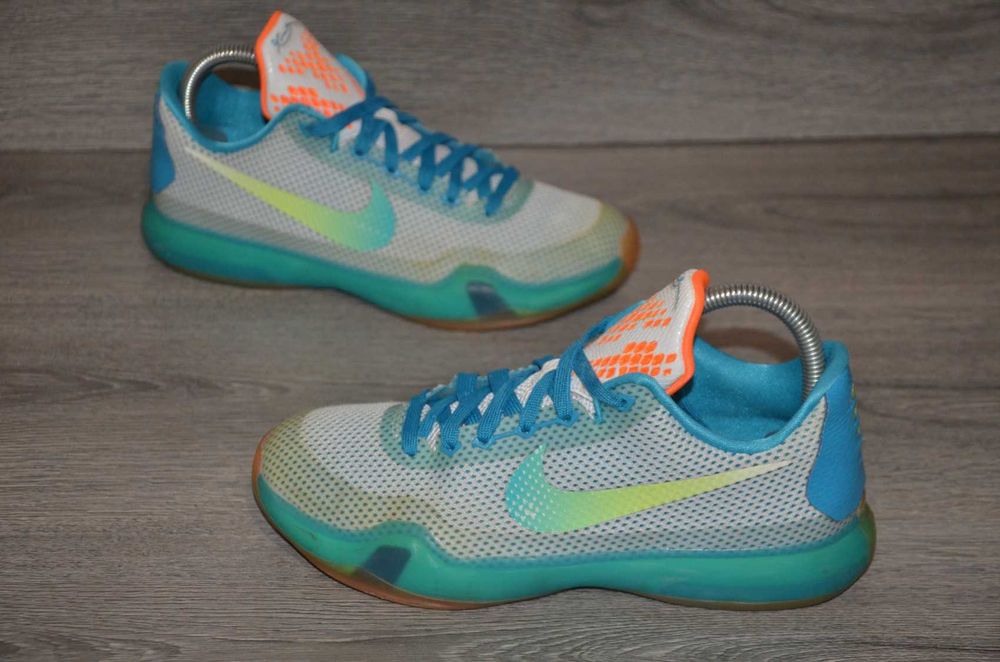 Продам кросівки Фірма Nike Kobe 10 .