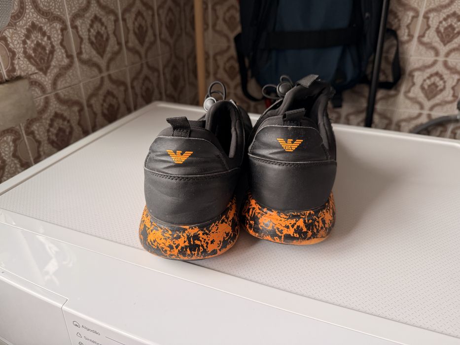 Tenis Armani usado