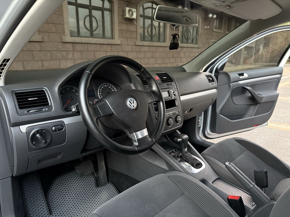 volkswagen golf 5