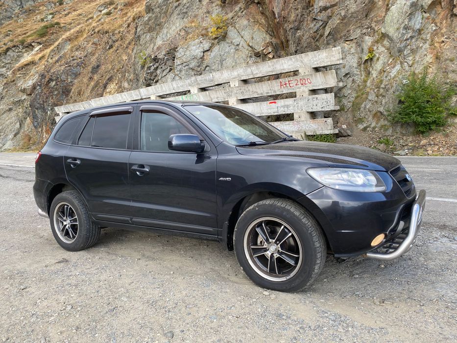 Продам надійний позашляховик Hyundai Santa Fe 2007 року.