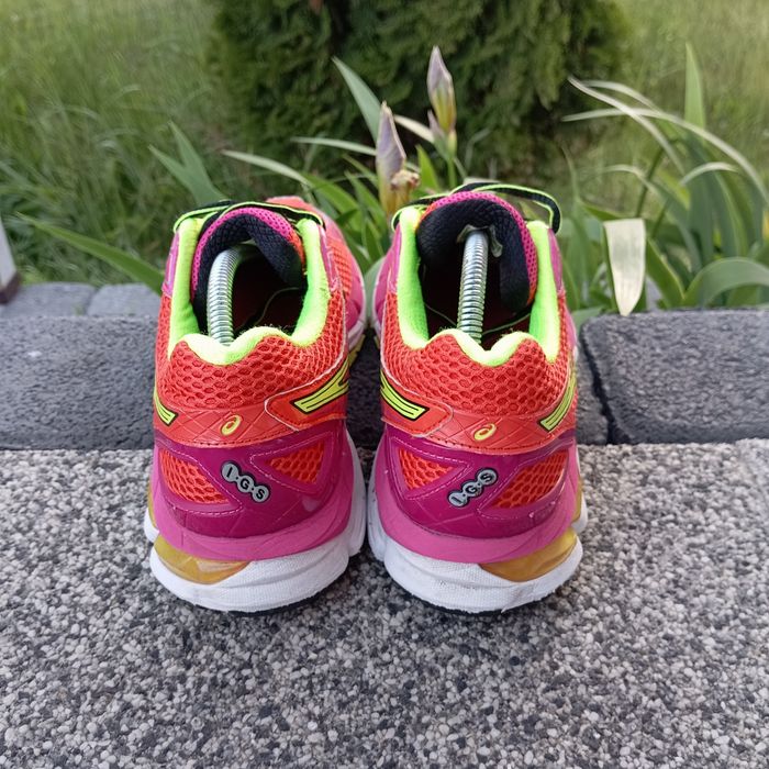 Asics GT-2000 3 Sportowe Buty Do Biegania Rozmiar 40