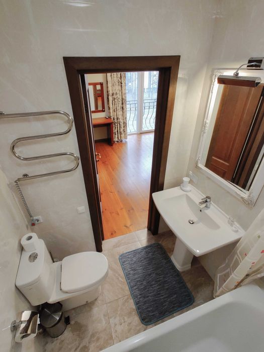 Оренда котеджу 160 м2 у с. Мощун (є підключення для генератора)