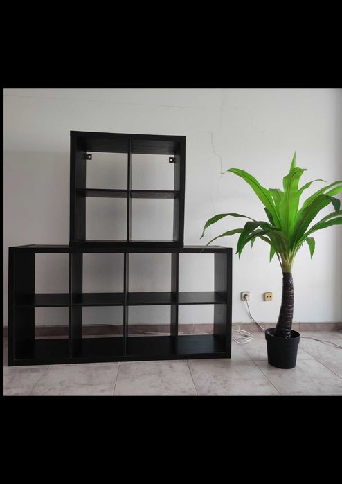 2 Estantes  Semi-nova , pelo preço de uma