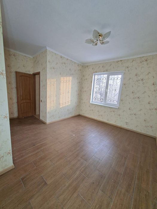 Продаж ! Макарів . Будинок 205 м2 . ГАЗ .Набережна вул.